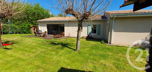 maison à louer - 5 pièces - 103.26 m2 - LE TAILLAN MEDOC - 33 - AQUITAINE - Century 21 Kadima