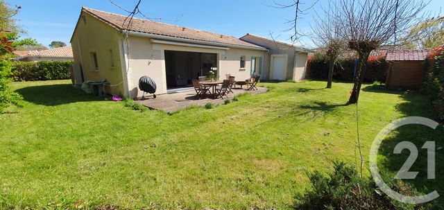 maison à louer - 5 pièces - 103.26 m2 - LE TAILLAN MEDOC - 33 - AQUITAINE - Century 21 Kadima