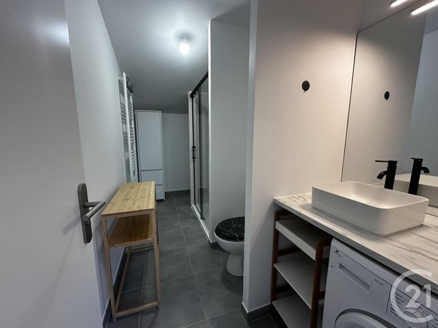 Appartement Duplex à louer - 2 pièces - 44.2 m2 - LE TAILLAN MEDOC - 33 - AQUITAINE - Century 21 Kadima