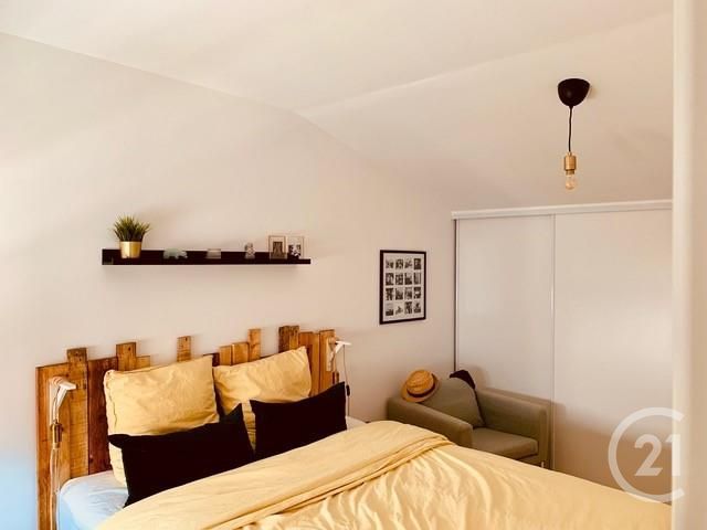 Appartement Duplex à louer - 2 pièces - 44.2 m2 - LE TAILLAN MEDOC - 33 - AQUITAINE - Century 21 Kadima