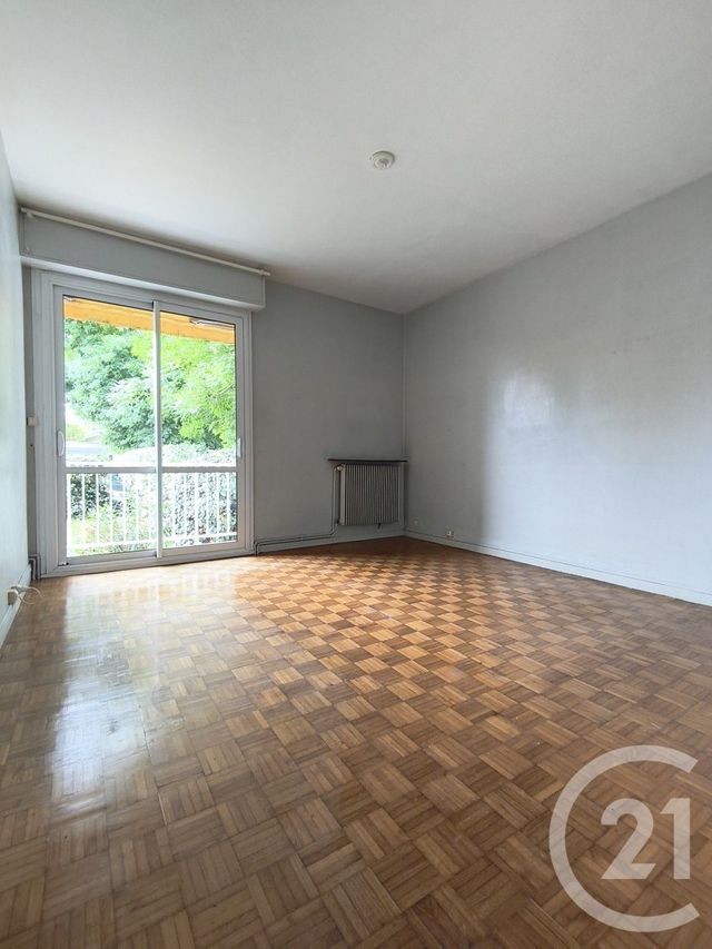 Appartement T3 à louer - 3 pièces - 90.0 m2 - BORDEAUX - 33 - AQUITAINE - Century 21 Kadima