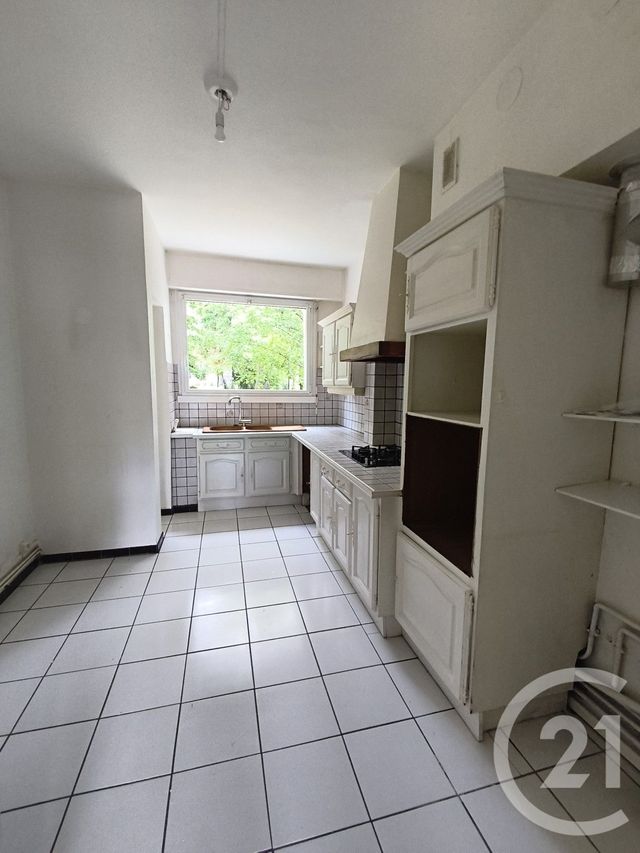 Appartement T3 à louer - 3 pièces - 90.0 m2 - BORDEAUX - 33 - AQUITAINE - Century 21 Kadima