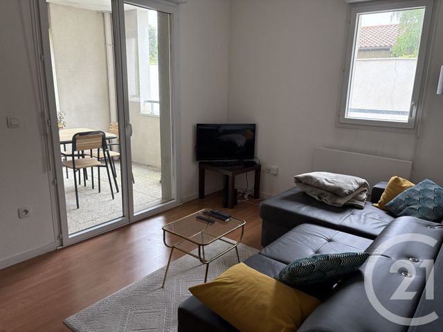 Appartement T2 à louer - 2 pièces - 42.7 m2 - EYSINES - 33 - AQUITAINE - Century 21 Kadima