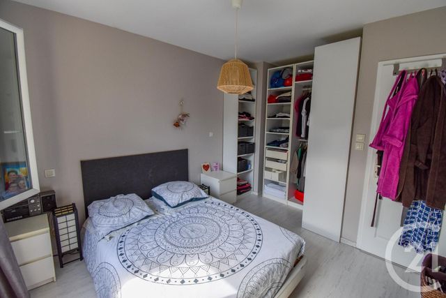 maison à louer - 4 pièces - 83.68 m2 - ST MEDARD EN JALLES - 33 - AQUITAINE - Century 21 Kadima