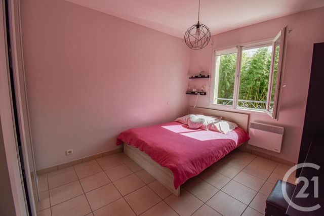 maison à louer - 4 pièces - 83.68 m2 - ST MEDARD EN JALLES - 33 - AQUITAINE - Century 21 Kadima