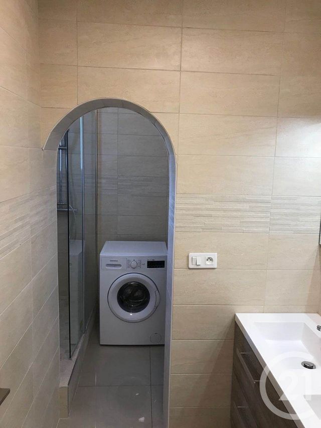 Appartement T5 à louer - 5 pièces - 78.51 m2 - BORDEAUX - 33 - AQUITAINE - Century 21 Kadima