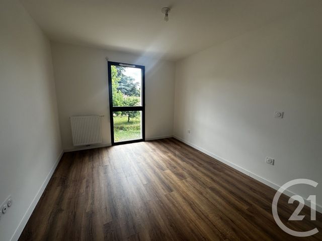 Appartement T3 à louer - 3 pièces - 65.6 m2 - ST MEDARD EN JALLES - 33 - AQUITAINE - Century 21 Kadima