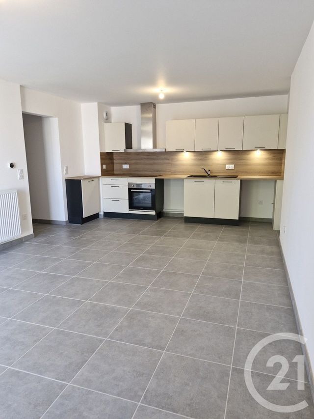 Appartement T3 à louer - 3 pièces - 65.6 m2 - ST MEDARD EN JALLES - 33 - AQUITAINE - Century 21 Kadima