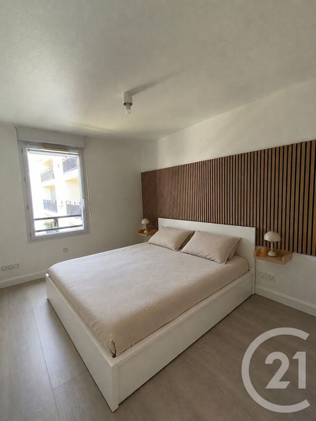 Appartement T3 à louer - 3 pièces - 71.18 m2 - BORDEAUX - 33 - AQUITAINE - Century 21 Kadima