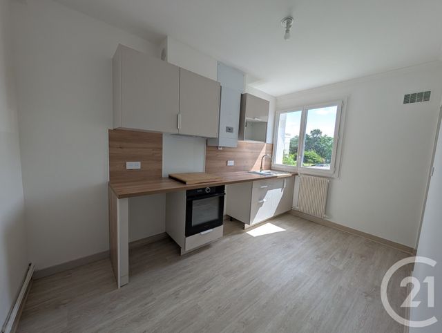 Appartement T3 à louer - 3 pièces - 81.84 m2 - MERIGNAC - 33 - AQUITAINE - Century 21 Kadima