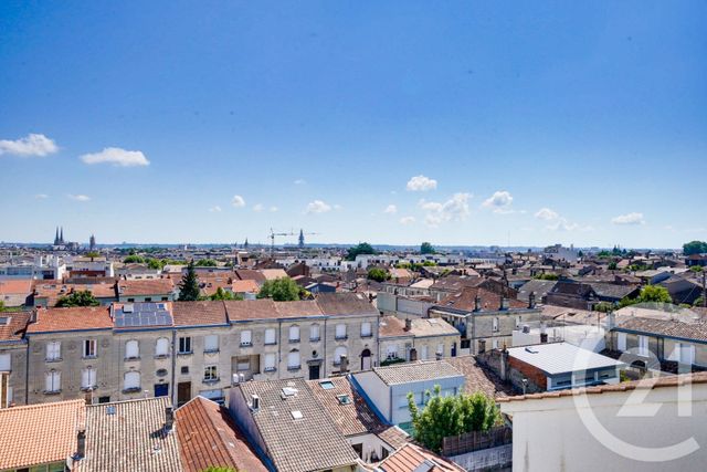 Appartement Studio à louer - 1 pièce - 25.38 m2 - BORDEAUX - 33 - AQUITAINE - Century 21 Kadima