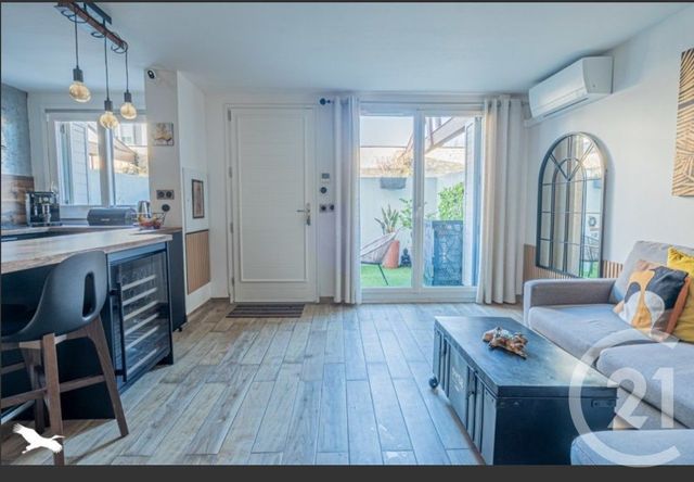 Appartement T3 à louer - 3 pièces - 68.03 m2 - BORDEAUX - 33 - AQUITAINE - Century 21 Kadima