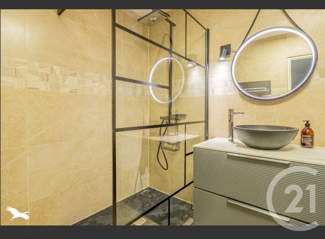Appartement T3 à louer - 3 pièces - 68.03 m2 - BORDEAUX - 33 - AQUITAINE - Century 21 Kadima