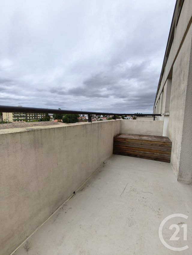 Appartement T2 à louer - 2 pièces - 46.36 m2 - BORDEAUX - 33 - AQUITAINE - Century 21 Kadima