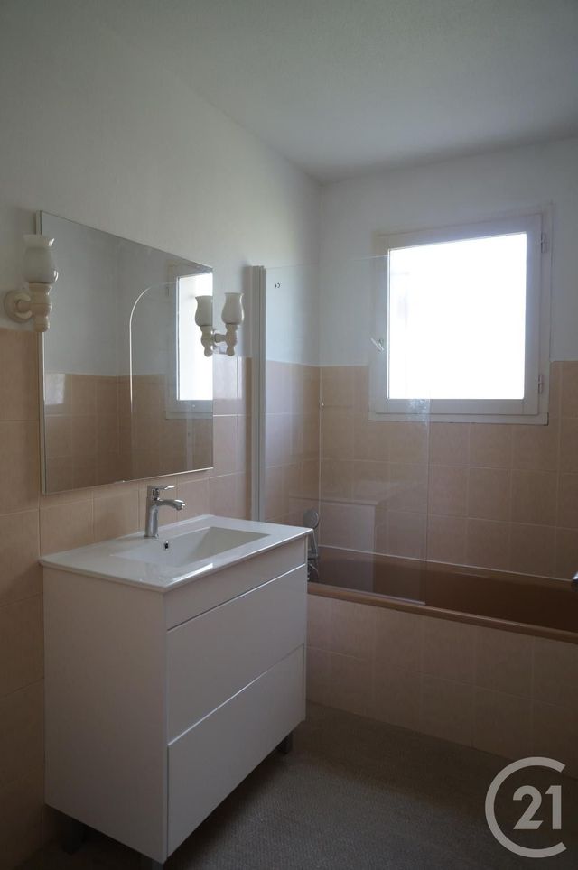 maison à louer - 3 pièces - 84.7 m2 - EYSINES - 33 - AQUITAINE - Century 21 Kadima