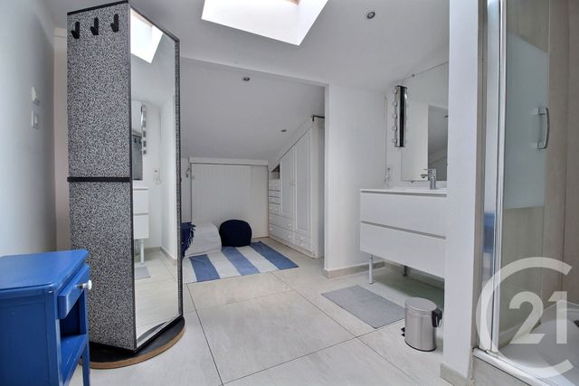 Appartement Duplex à louer - 3 pièces - 55.1 m2 - PESSAC - 33 - AQUITAINE - Century 21 Kadima