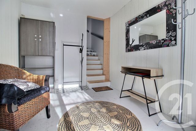 Appartement Duplex à louer - 3 pièces - 55.1 m2 - PESSAC - 33 - AQUITAINE - Century 21 Kadima
