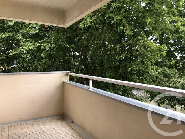 Appartement T3 à louer - 3 pièces - 78.56 m2 - BORDEAUX - 33 - AQUITAINE - Century 21 Kadima