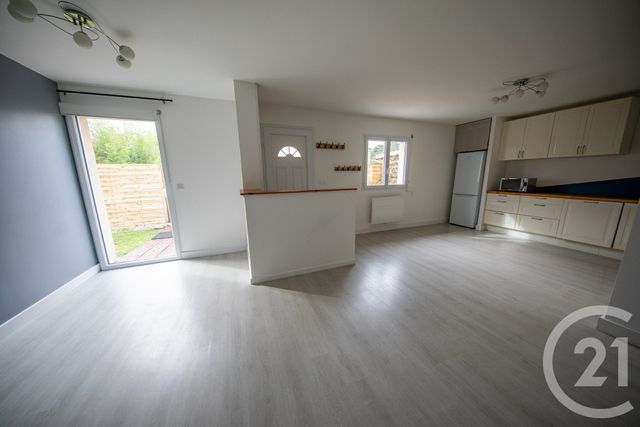 maison à louer - 3 pièces - 64.05 m2 - ST MEDARD EN JALLES - 33 - AQUITAINE - Century 21 Kadima