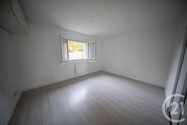 maison à louer - 3 pièces - 64.05 m2 - ST MEDARD EN JALLES - 33 - AQUITAINE - Century 21 Kadima