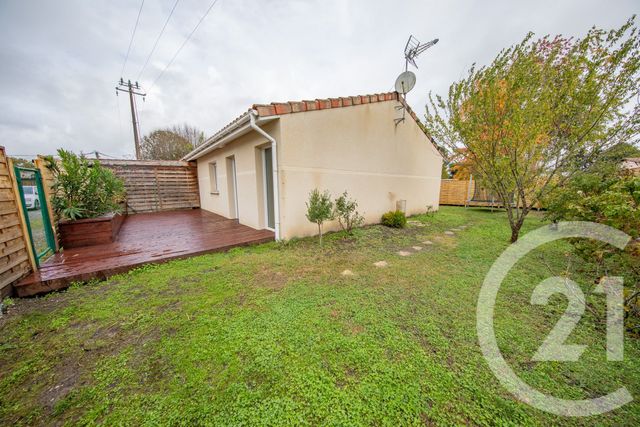 maison à louer - 3 pièces - 64.05 m2 - ST MEDARD EN JALLES - 33 - AQUITAINE - Century 21 Kadima