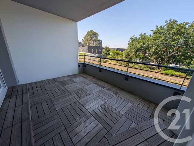 Appartement T3 à louer - 2 pièces - 51.79 m2 - MERIGNAC - 33 - AQUITAINE - Century 21 Kadima