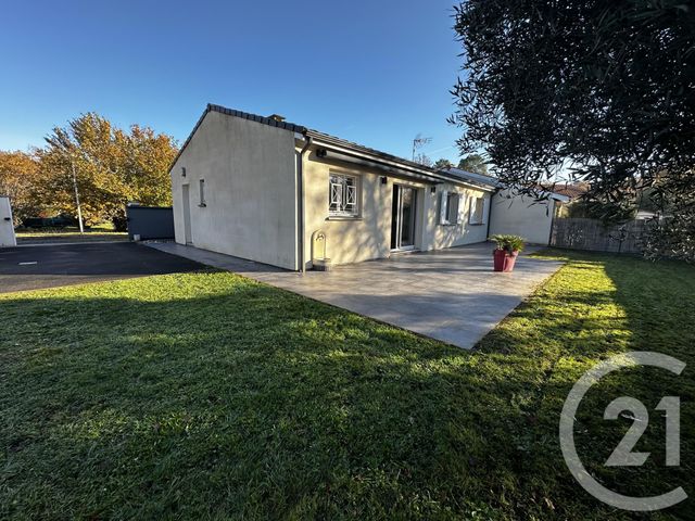 maison à louer - 4 pièces - 89.72 m2 - CASTELNAU DE MEDOC - 33 - AQUITAINE - Century 21 Kadima