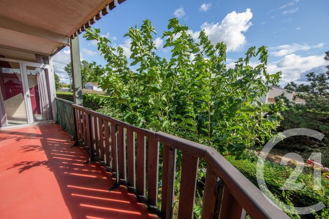 Appartement T3 à louer - 3 pièces - 73.39 m2 - EYSINES - 33 - AQUITAINE - Century 21 Kadima