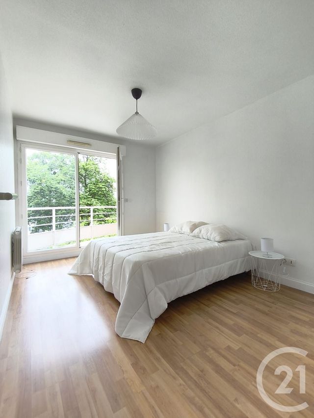 Appartement T3 à louer - 3 pièces - 61.07 m2 - TALENCE - 33 - AQUITAINE - Century 21 Kadima