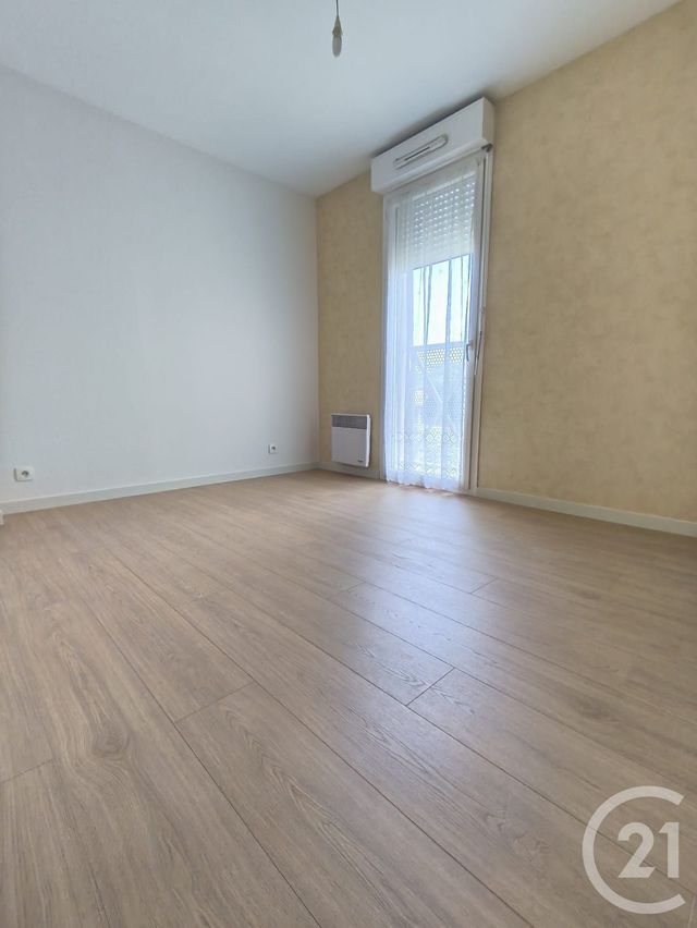 Appartement T3 à louer - 3 pièces - 60.42 m2 - MERIGNAC - 33 - AQUITAINE - Century 21 Kadima