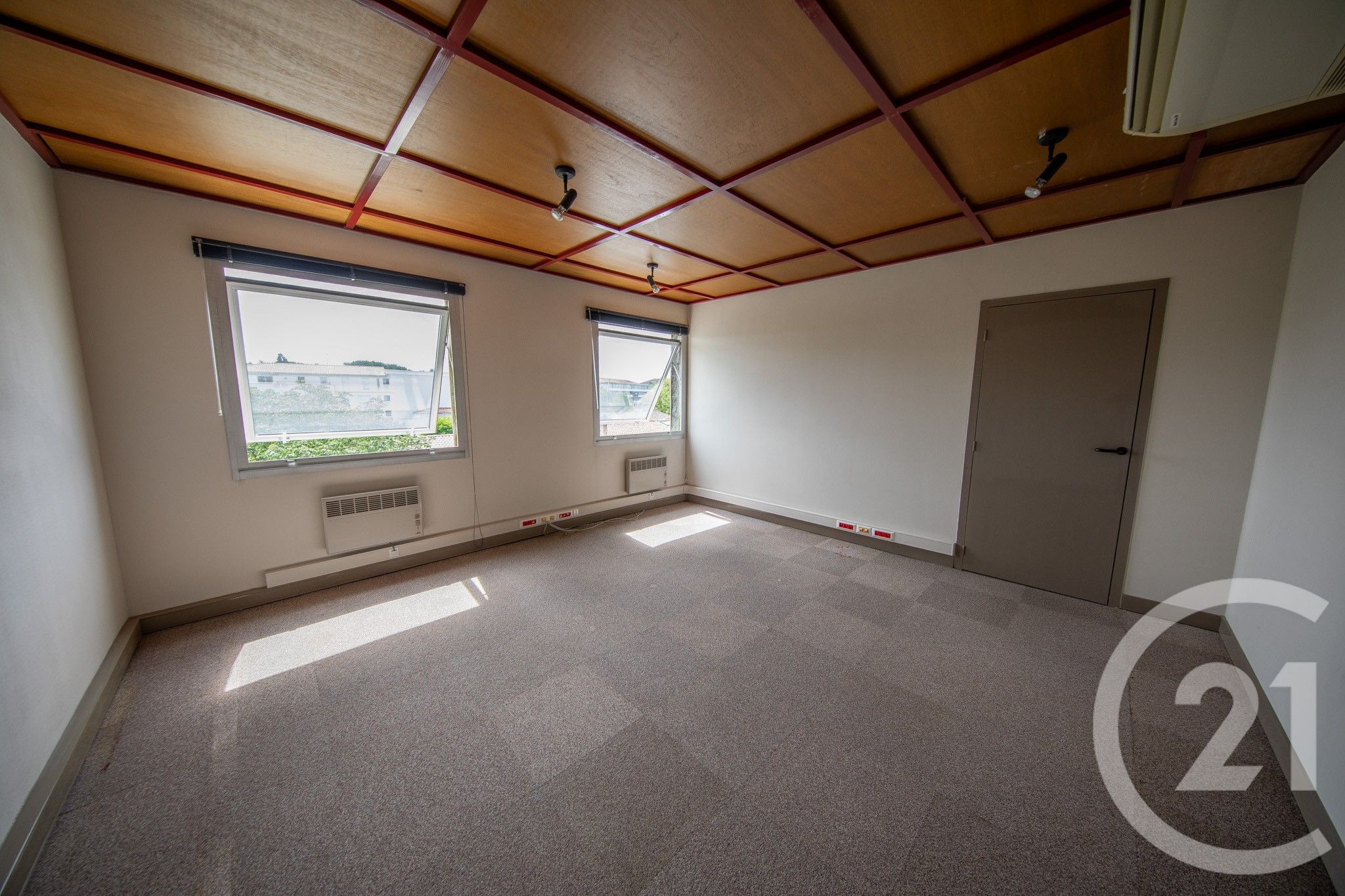 Bien immobilier à louer à Saint-Médard-en-Jalles — photo 4