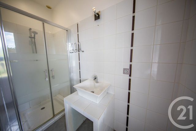 maison à louer - 5 pièces - 150.0 m2 - ST AUBIN DE MEDOC - 33 - AQUITAINE - Century 21 Kadima