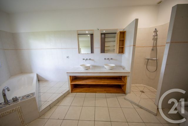 maison à louer - 5 pièces - 150.0 m2 - ST AUBIN DE MEDOC - 33 - AQUITAINE - Century 21 Kadima