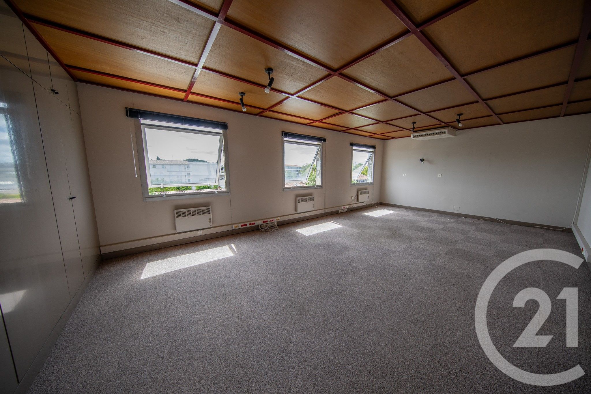 Bien immobilier à louer à Saint-Médard-en-Jalles — photo 3