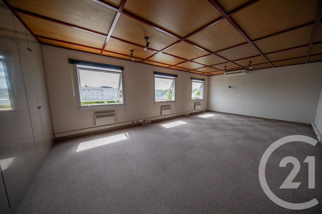 divers à louer - 58.3 m2 - ST MEDARD EN JALLES - 33 - AQUITAINE - Century 21 Kadima