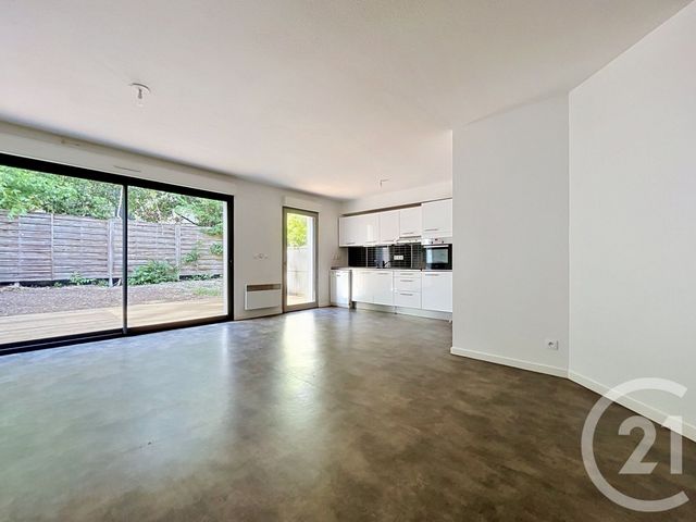 maison à louer - 5 pièces - 115.4 m2 - BORDEAUX - 33 - AQUITAINE - Century 21 Kadima