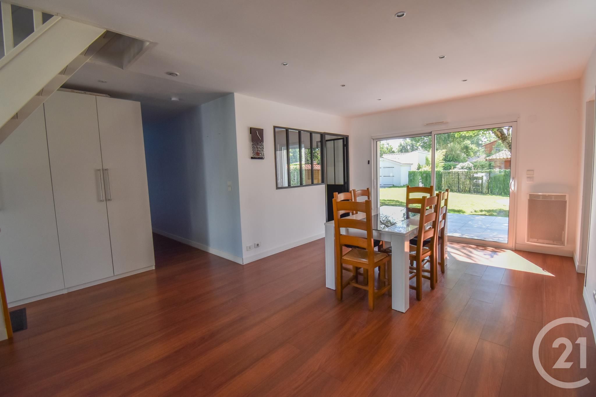 Maison 8 pièces 151 m² à louer à Saint-Médard-en-Jalles — photo 3