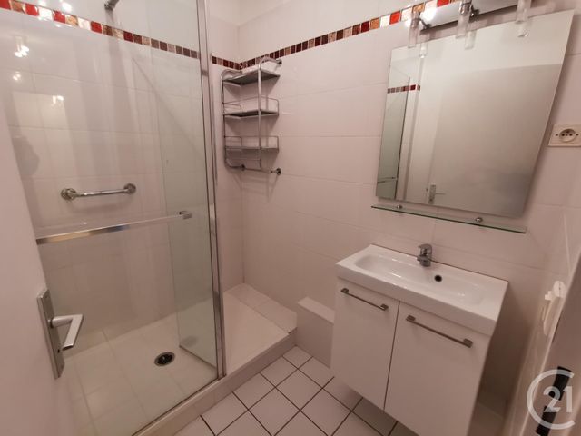 Appartement T3 à louer - 3 pièces - 72.47 m2 - MERIGNAC - 33 - AQUITAINE - Century 21 Kadima