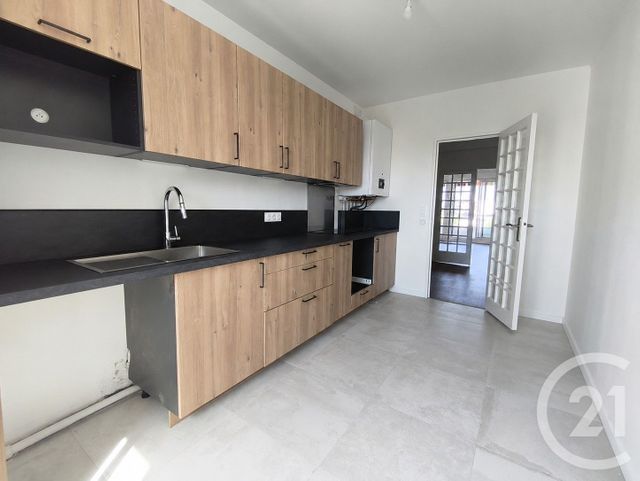 Appartement T3 à louer - 3 pièces - 106.83 m2 - BORDEAUX - 33 - AQUITAINE - Century 21 Kadima