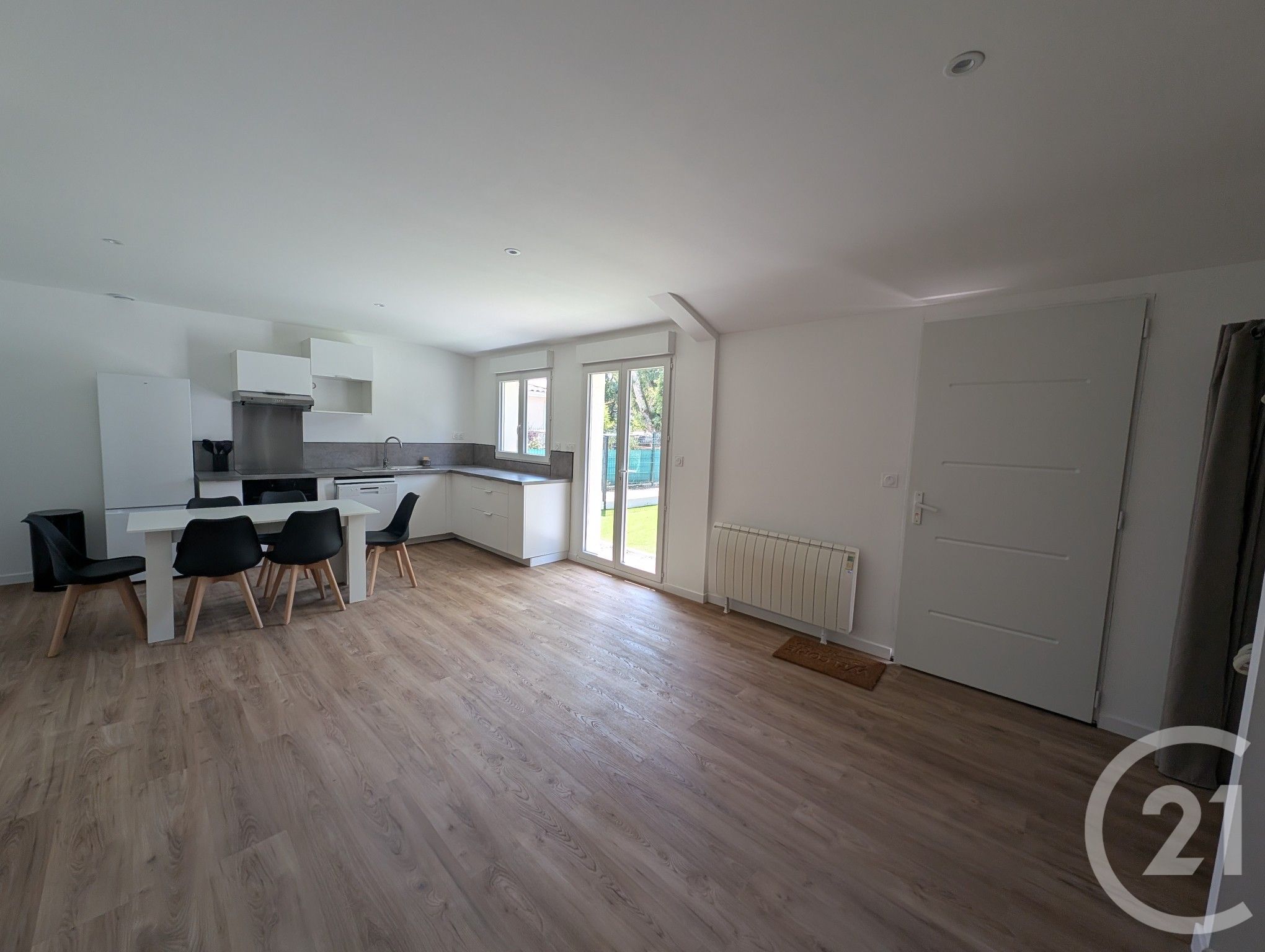 Maison 3 pièces 72 m² à louer à Mérignac — photo 3