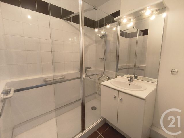 Appartement F2 à louer - 2 pièces - 46.44 m2 - ST MEDARD EN JALLES - 33 - AQUITAINE - Century 21 Kadima