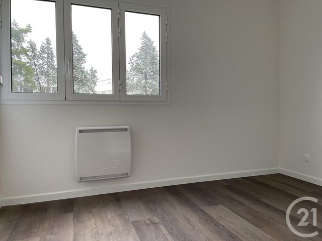 Appartement F4 à louer - 4 pièces - 65.82 m2 - BORDEAUX - 33 - AQUITAINE - Century 21 Kadima