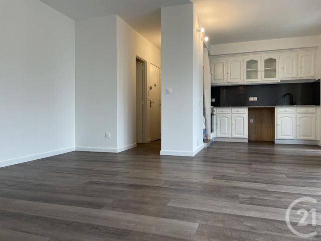 Appartement F4 à louer - 4 pièces - 65.82 m2 - BORDEAUX - 33 - AQUITAINE - Century 21 Kadima