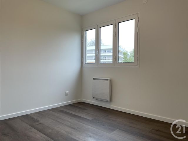 Appartement F4 à louer - 4 pièces - 65.82 m2 - BORDEAUX - 33 - AQUITAINE - Century 21 Kadima