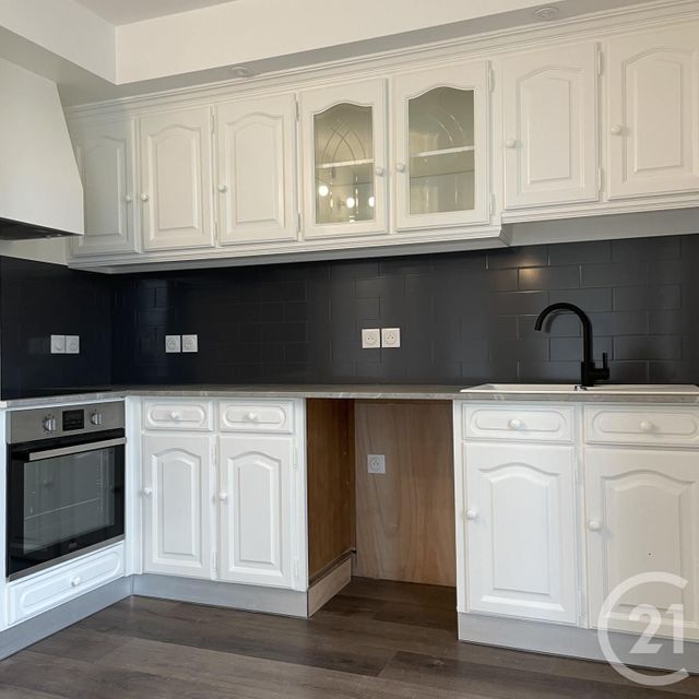 Appartement F4 à louer - 4 pièces - 65.82 m2 - BORDEAUX - 33 - AQUITAINE - Century 21 Kadima