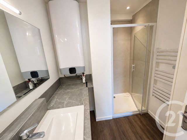 Appartement F4 à louer - 4 pièces - 65.82 m2 - BORDEAUX - 33 - AQUITAINE - Century 21 Kadima
