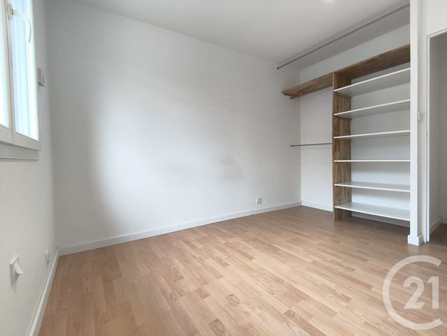 maison à louer - 4 pièces - 73.0 m2 - ST MEDARD EN JALLES - 33 - AQUITAINE - Century 21 Kadima
