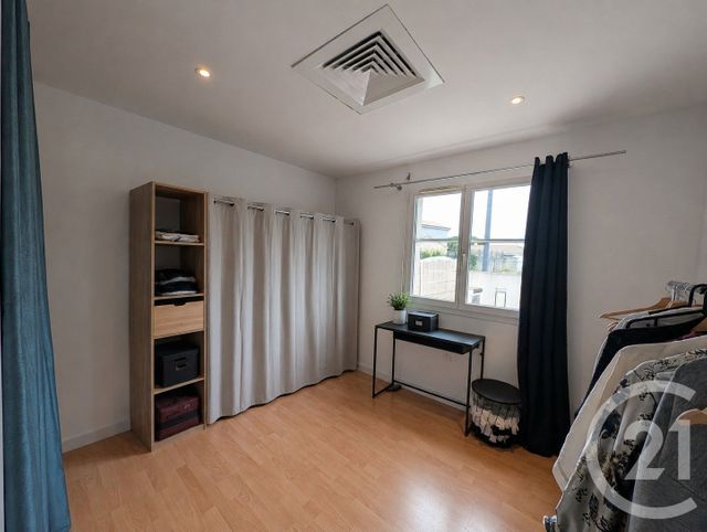 maison à louer - 4 pièces - 73.0 m2 - ST MEDARD EN JALLES - 33 - AQUITAINE - Century 21 Kadima