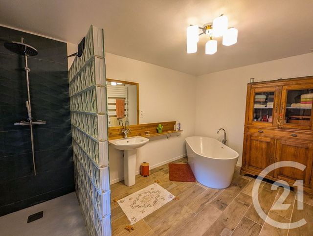maison à louer - 4 pièces - 182.17 m2 - BRACH - 33 - AQUITAINE - Century 21 Kadima