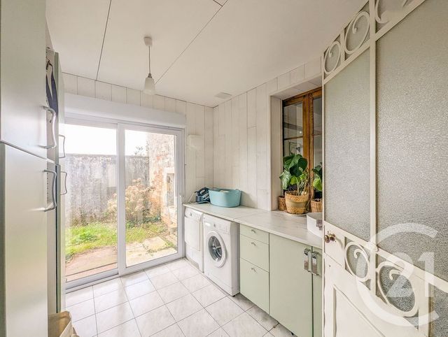 maison à louer - 4 pièces - 182.17 m2 - BRACH - 33 - AQUITAINE - Century 21 Kadima